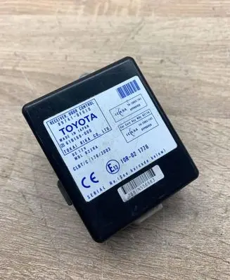 Toyota Corolla Verso AR10 Door control unit/module 897410F010 USED