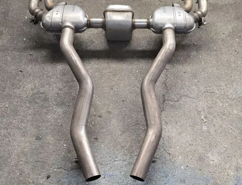 BMW M5 F90 Rear muffler/silencer tail pipe 8071133 8071111