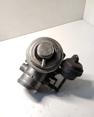 Volkswagen II LT EGR valve 074129637B