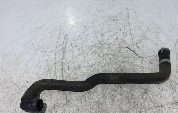 Ford Transit - Tourneo Connect Engine coolant pipe/hose AV6118K582DE