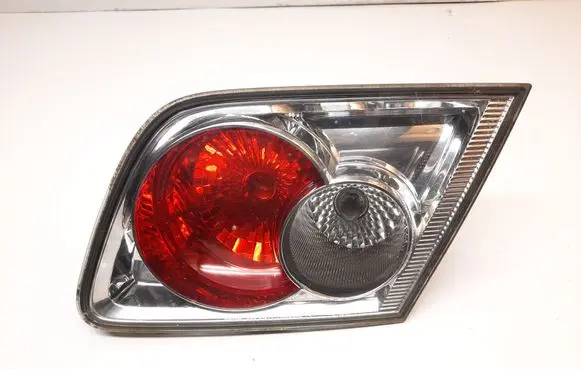 Mazda 6 Tailgate rear/tail lights