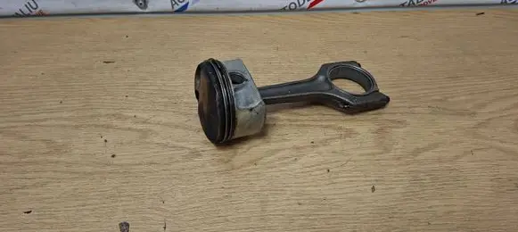 BMW 5 E60 E61 Piston 7536373