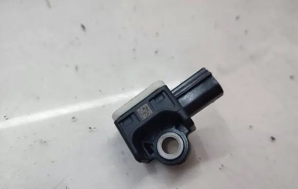 Volvo XC60 Airbag deployment crash/impact sensor 31334336