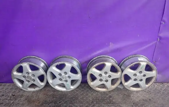 Mazda MPV II LW R15 alloy rim 