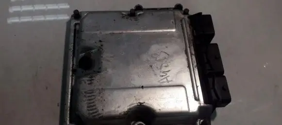 Citroen Xsara Picasso Engine control unit/module 0281011084 9647693180