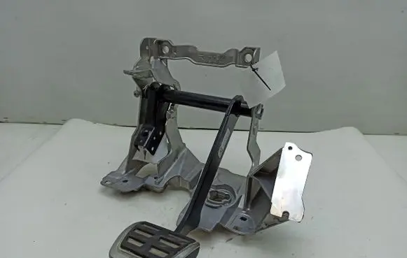 Audi A4 S4 B9 8W Pedal assembly 8W272117 8W2723140A