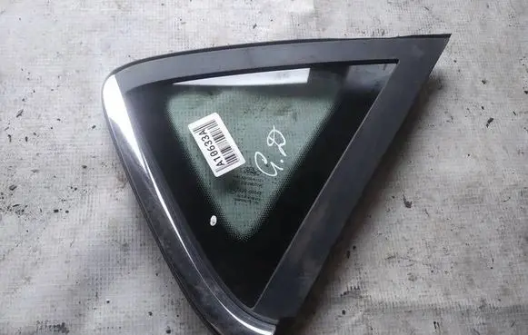 Ford Fiesta Rear side window as2