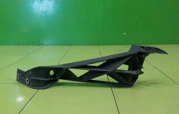 Chrysler Grand Voyager V Front bumper mounting bracket 68023330AA UP57