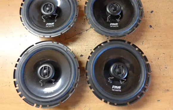 KIA Ceed Front door speaker 4KF165