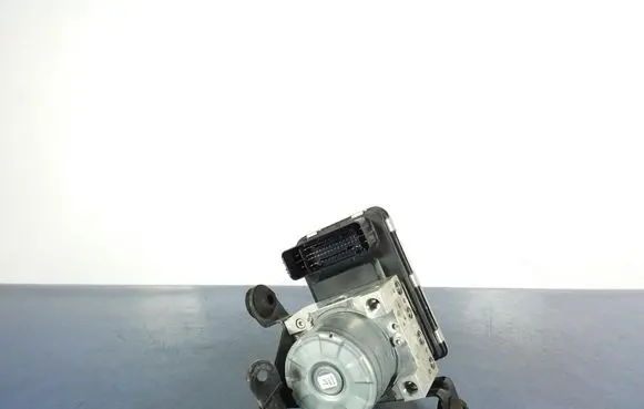 Volvo XC60 ABS Pump 32214804