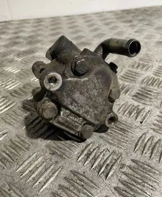 Volkswagen Golf IV Power steering pump 1J0422154