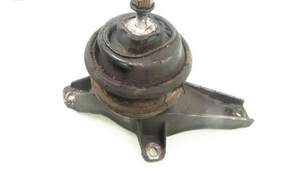 BMW 5 E39 Engine mounting bracket 1096079