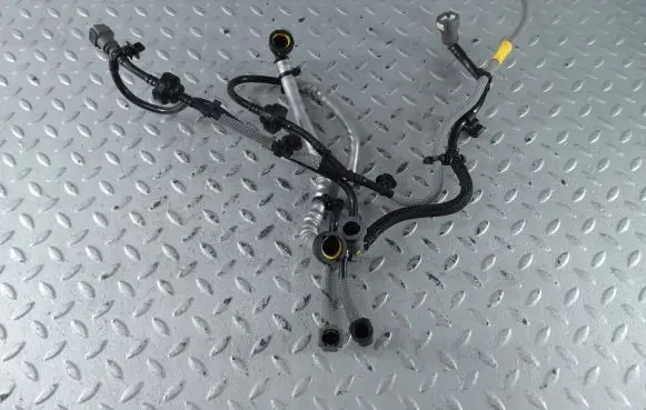 Dacia Sandero III Fuel line/pipe/hose 118260523R