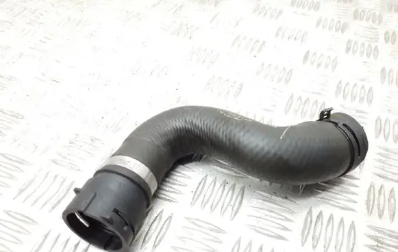 Audi A4 S4 B8 8K Engine coolant pipe/hose 8K0121101P