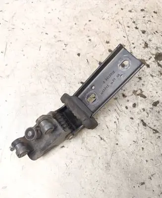 Opel Vivaro Sliding door middle roller runner 312372E 6571521080