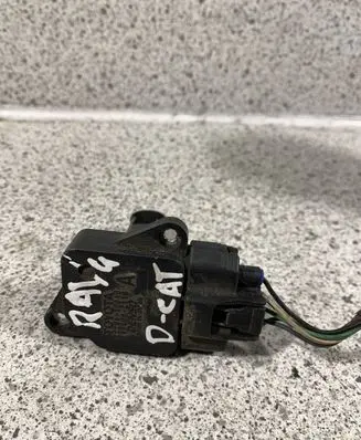 Toyota RAV 4 (XA30) Mass air flow meter 2220430010
