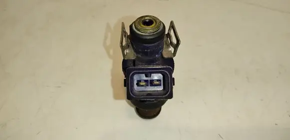 Audi A6 S6 C5 4B Fuel injector 078133551L