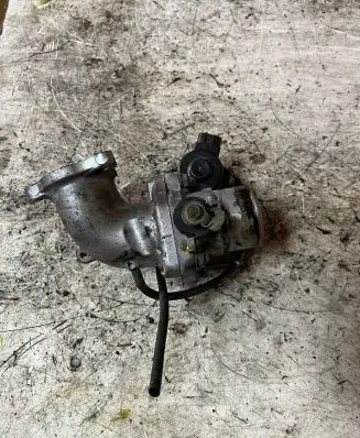 Toyota Avensis T250 Throttle valve 8967221020