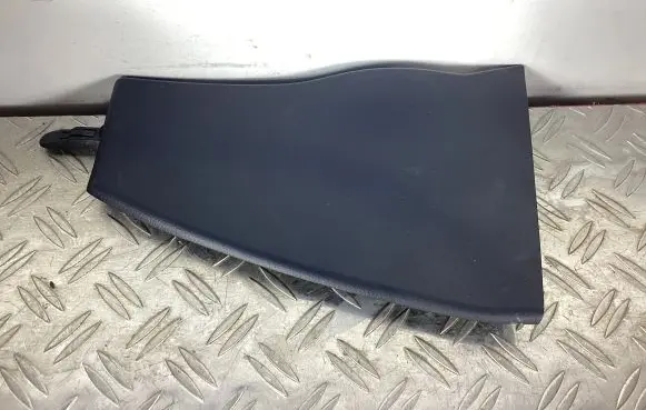 Lexus CT 200H Other interior part 5881676010