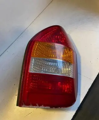 Opel Zafira A Rear/tail lights 62281