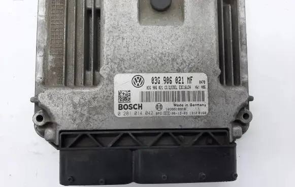 Volkswagen Touran I Engine control unit/module 03G906021MF 0281014042