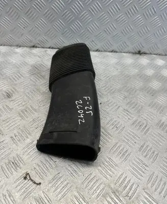 BMW X3 F25 Air intake hose/pipe 7811018