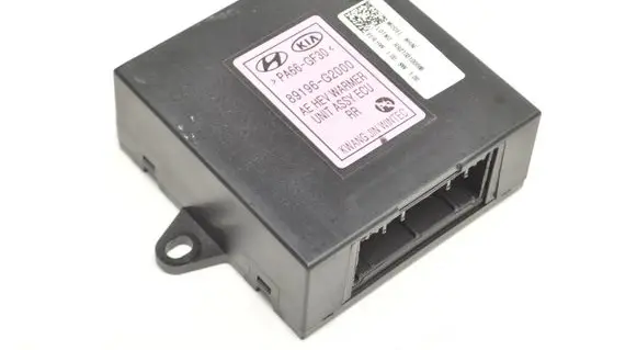 Hyundai Ioniq Trunk lid opening control unit 89196G2000