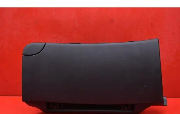Hyundai Genesis Glove box 845412M000