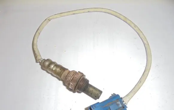 Peugeot 207 Lambda probe sensor V754896180