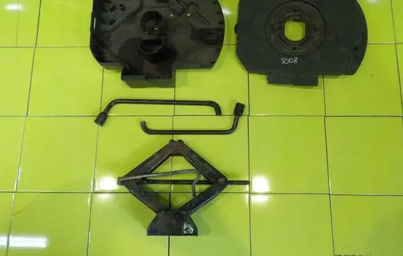 Peugeot 5008 Other interior part NAPRAWCZY