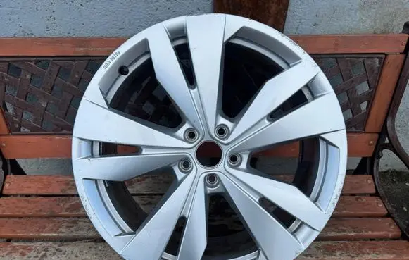 Volkswagen ID.4 R20 alloy rim 