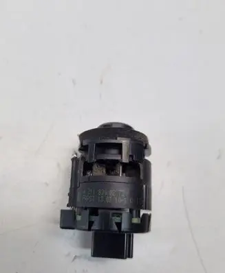Mercedes-Benz E W212 Interior temperature sensor 2118300272 9341706101