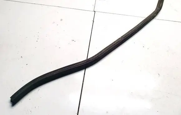 Dodge Caliber Engine compartment rubber 
