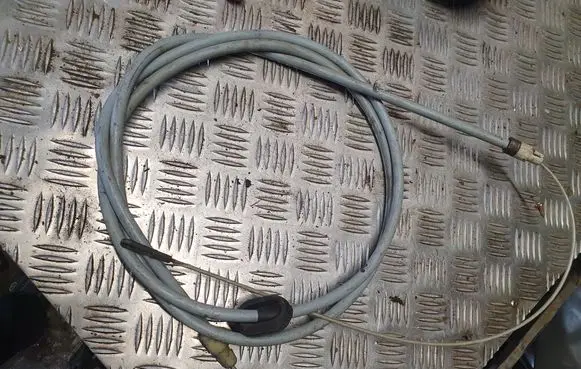 Mercedes-Benz S W220 Handbrake/parking brake wiring cable 2204201785
