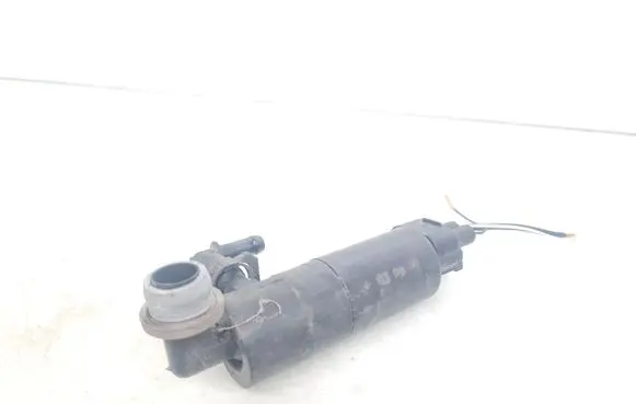 Toyota Avensis T250 Headlight washer pump 