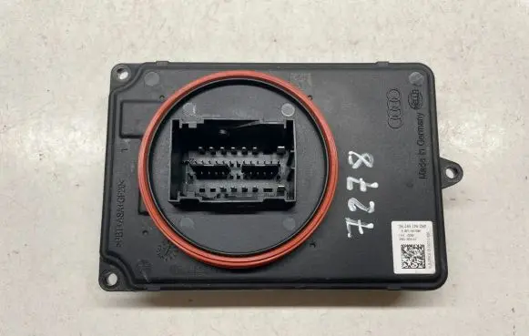 Audi A4 S4 B9 8W Headlight ballast module Xenon 4K0941592BC 4K0941592B