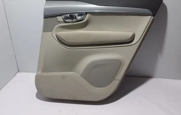 Volvo XC90 Rear door card panel trim 31393116
