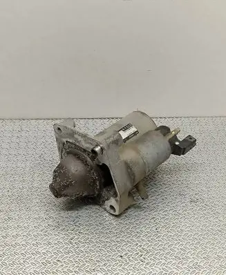 Peugeot 208 Starter motor 4280008331 09Q26 9671530880