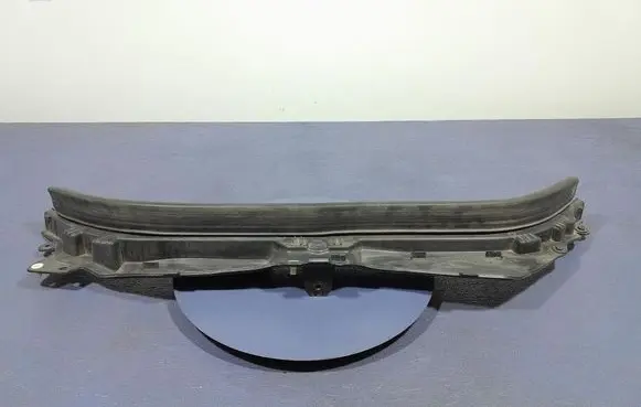 BMW X6 M Front bodywork piece 7424939