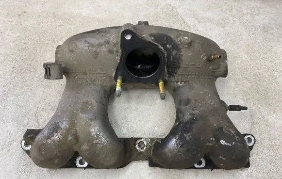 Toyota Prius (XW20) Intake manifold INZFXE