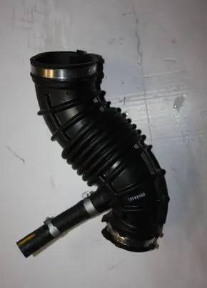 KIA Sorento Turbo air intake inlet pipe/hose 28130S1300
