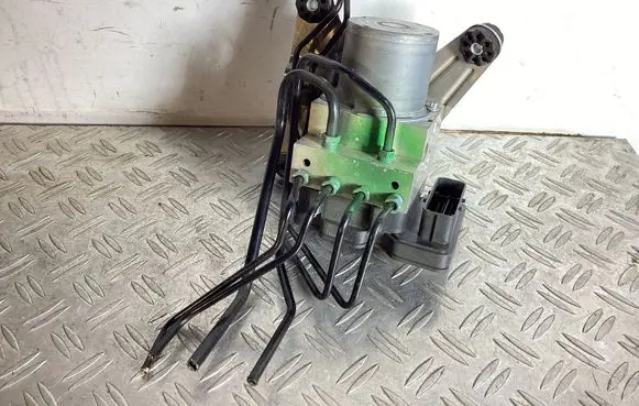 BMW 6 F06 Gran coupe ABS Pump 34516876908 34526876909