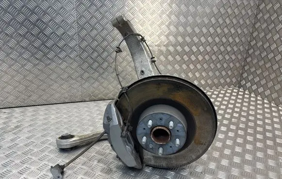 Tesla Model Y Front wheel hub 118831600E