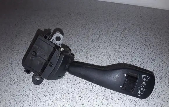 BMW 5 E39 Wiper control stalk 8363664