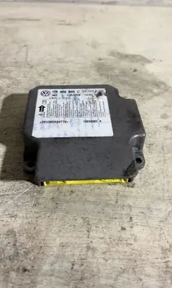 Volkswagen Touran I Airbag control unit/module 1T0909605C 10050903H 0038BD0C4TTN