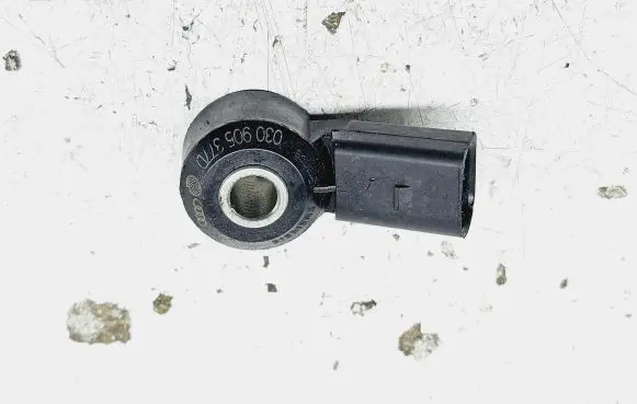Volkswagen Golf VII Detonation knock sensor 030905377D