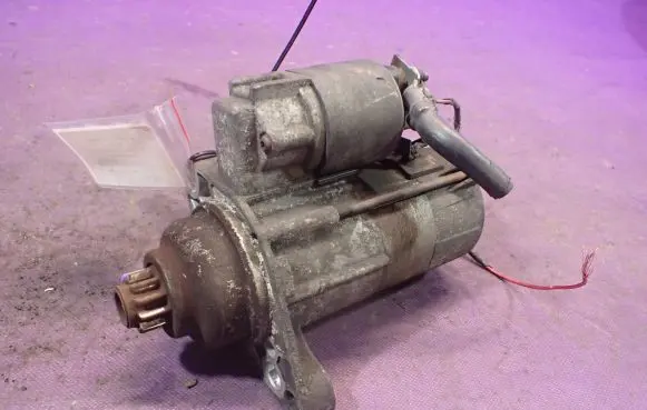 Skoda Fabia Mk2 (5J) Starter motor