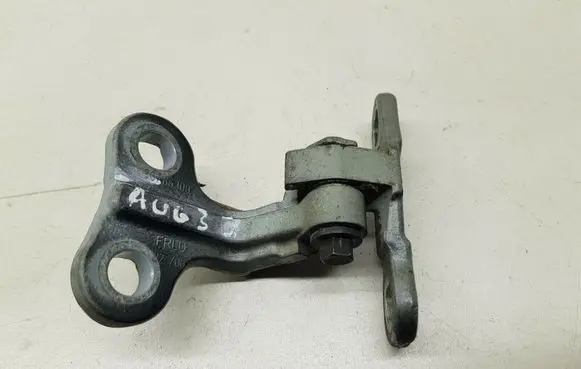 Volvo V50 Front door upper hinge 30766309