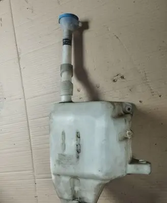 Honda Accord Lamp washer fluid tank 