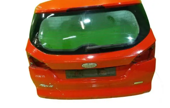 Ford Focus Tailgate/trunk/boot lid 15AB35